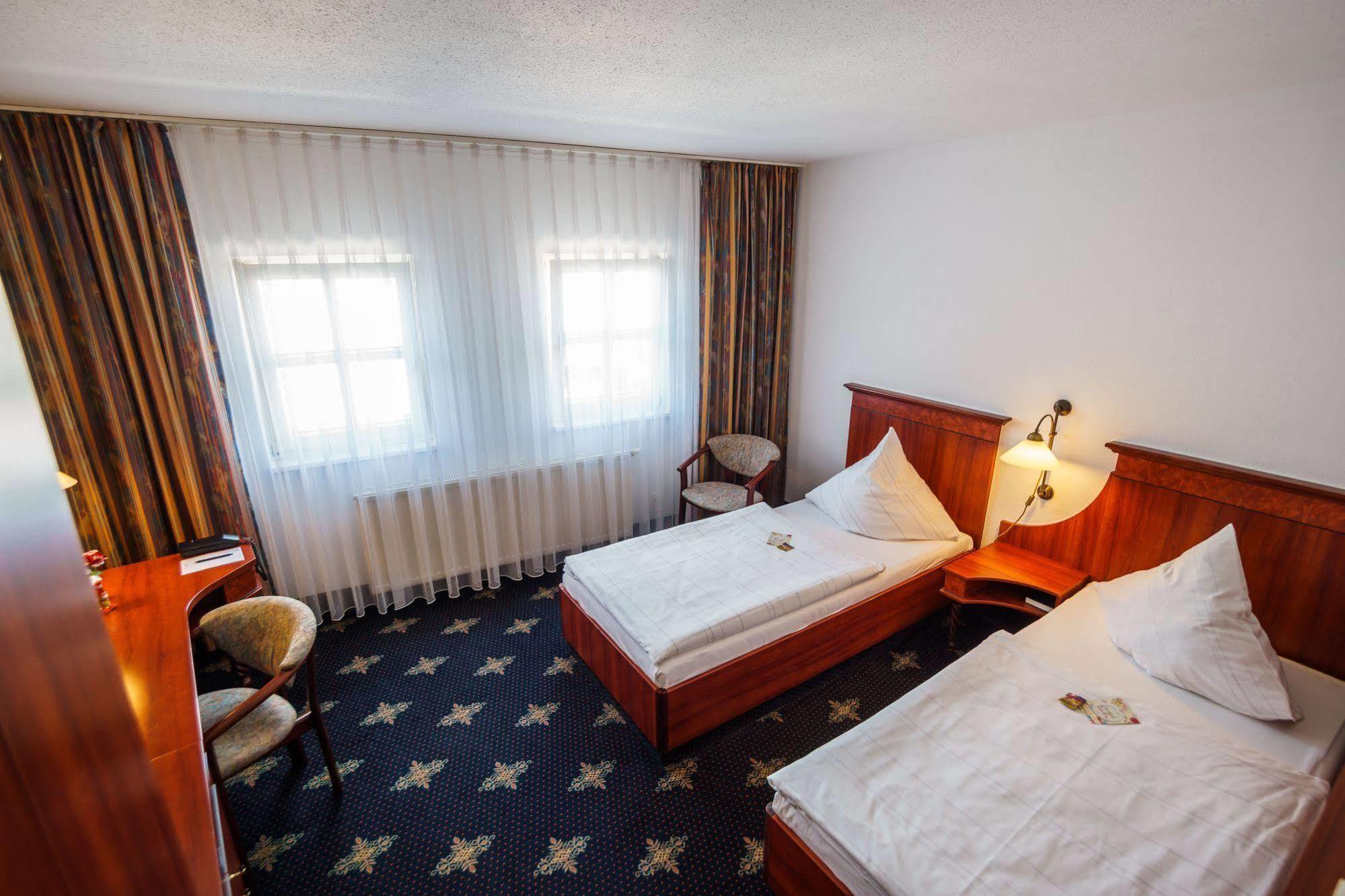 Hotel Wilder Mann Annaberg-Buchholz Exterior foto